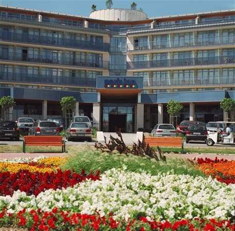 PARK INN **** SUPERIOR – Sárvár