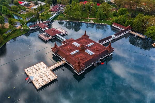 ENSANA THERMAL AQUA HEALTH SPA HOTEL – Hévíz