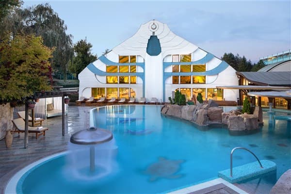 NaturMed Hotel CARBONA – Hévíz