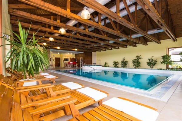 HAPPY STAR – Hnanice