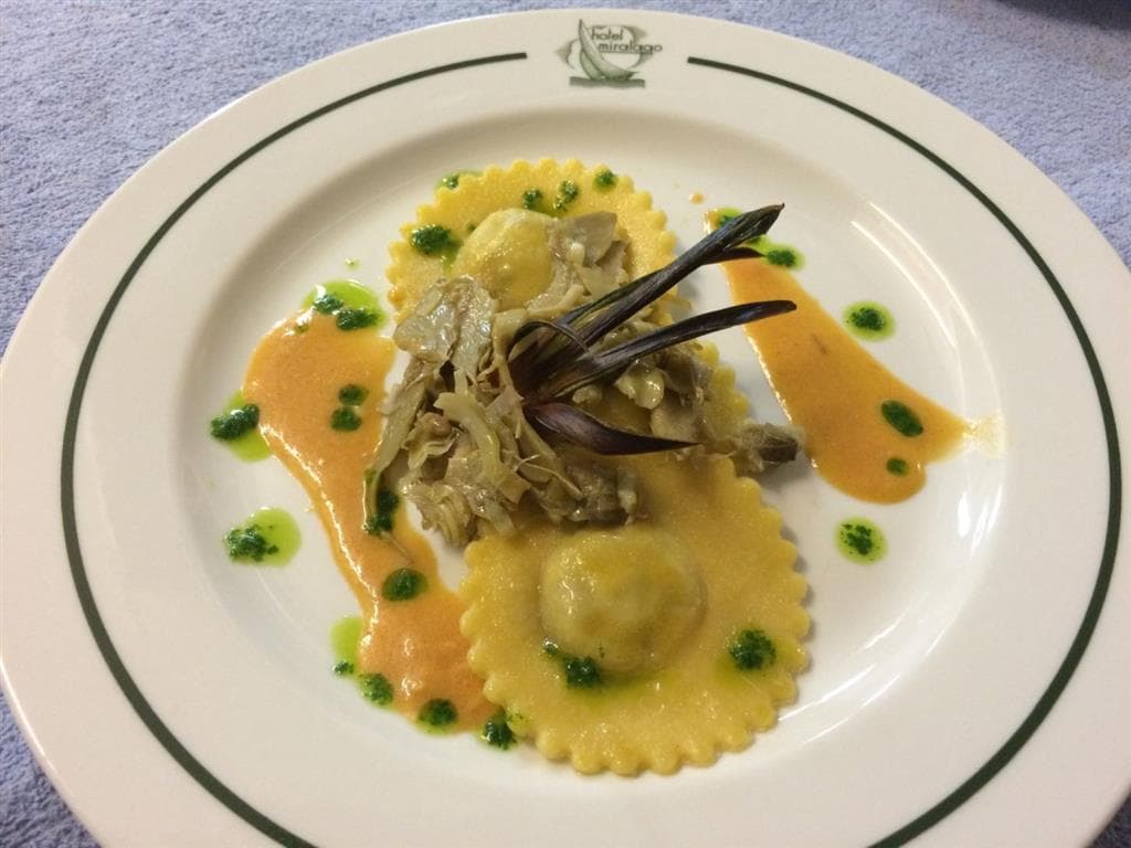 5denní zájezd s dopravou, polopenzí a skipasem v ceně – hotel Miralago