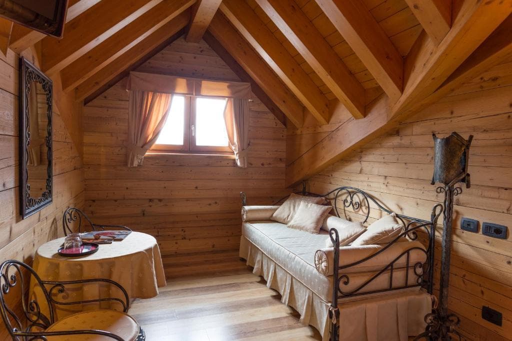 6denní velikonoční zájezd s polopenzí a skipasem – hotel Arisch