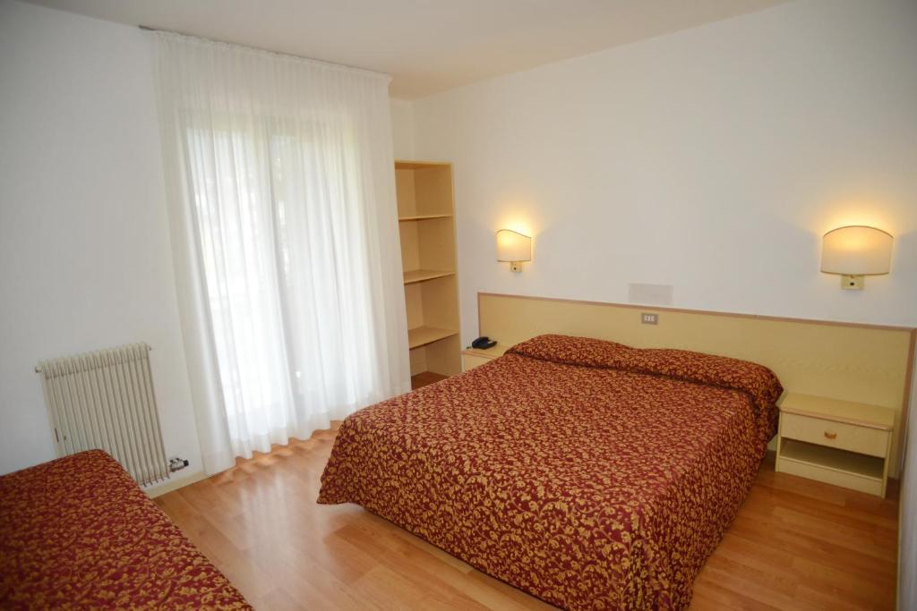 6denní zájezd (denní přejezd) s dopravou, polopenzí a skipasem ceně – hotel Canada