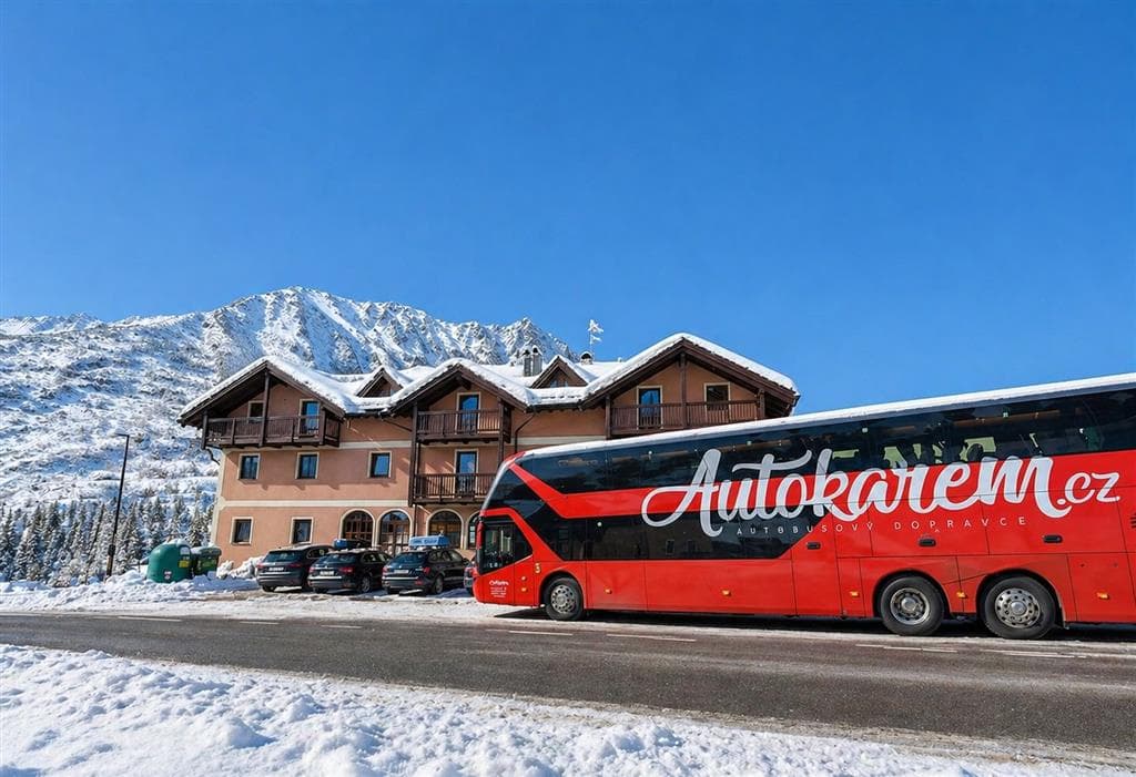 6denní zájezd (denní přejezd) s dopravou, polopenzí a skipasem ceně – hotel Locanda Locatori