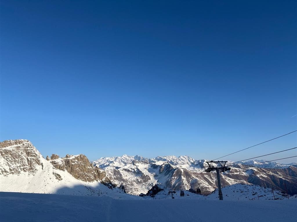 6denní zájezd (denní přejezd) s dopravou, polopenzí a skipasem ceně – hotel La Mirandola