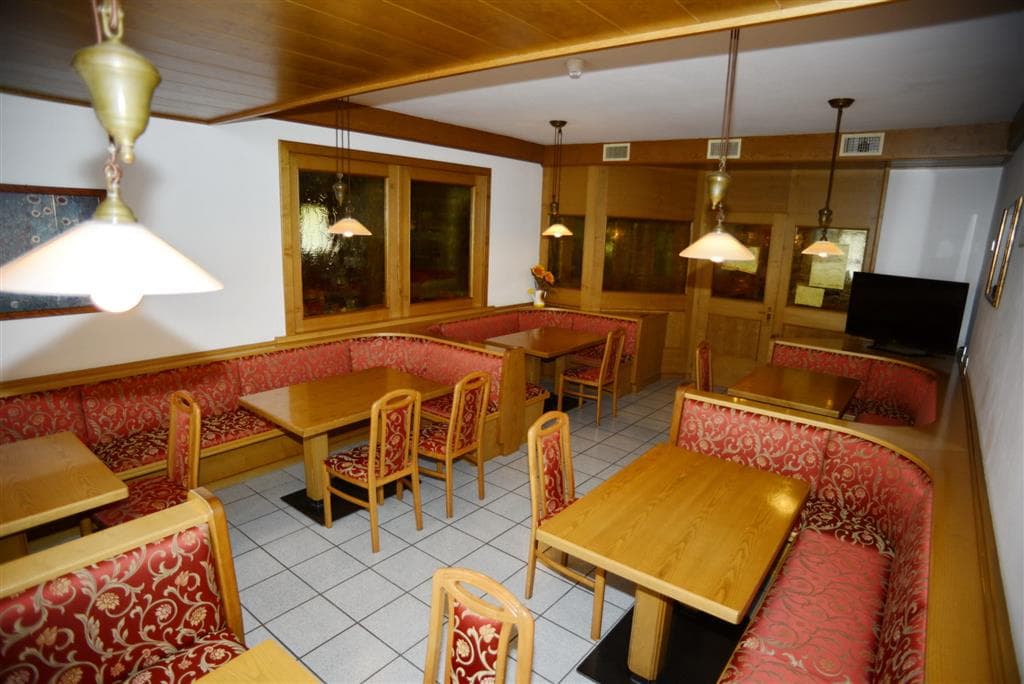 6denní velikonoční zájezd s polopenzí a skipasem – hotel Canada