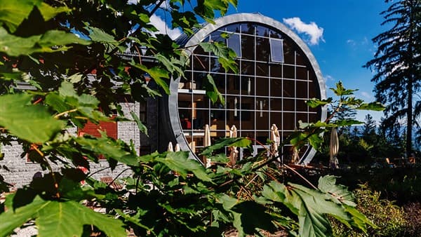 OBŘÍ SUD – Javorník