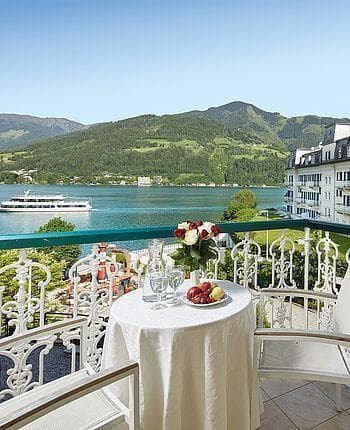 Grand Hotel