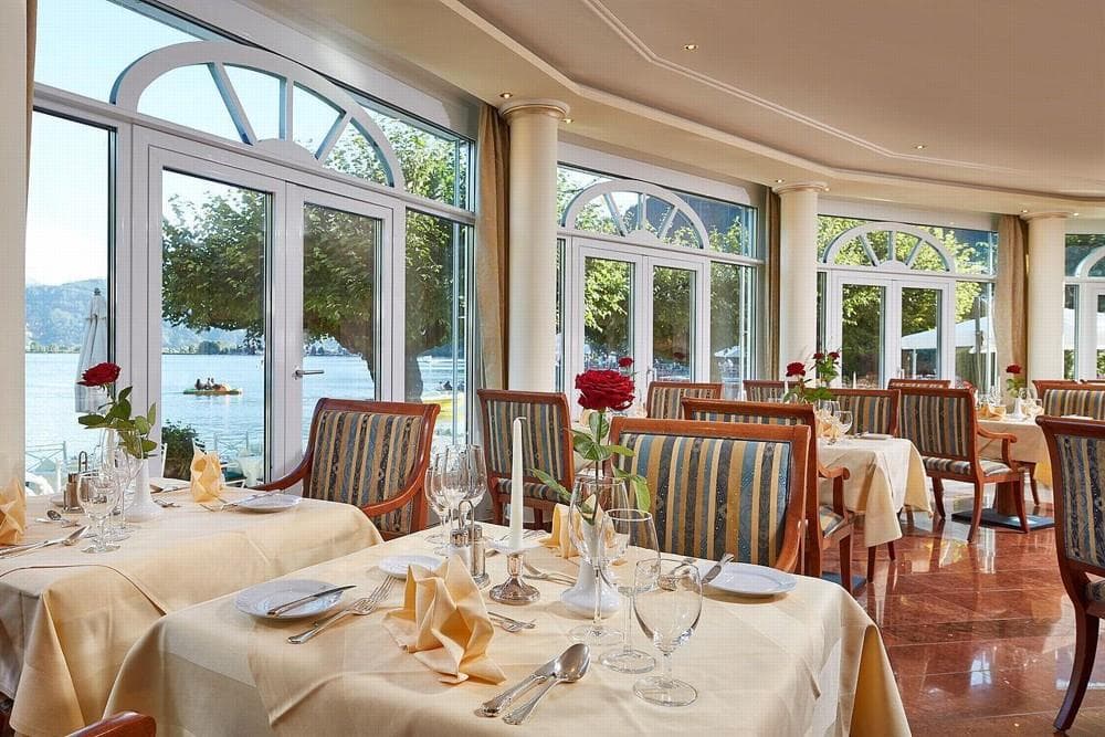 Grand Hotel