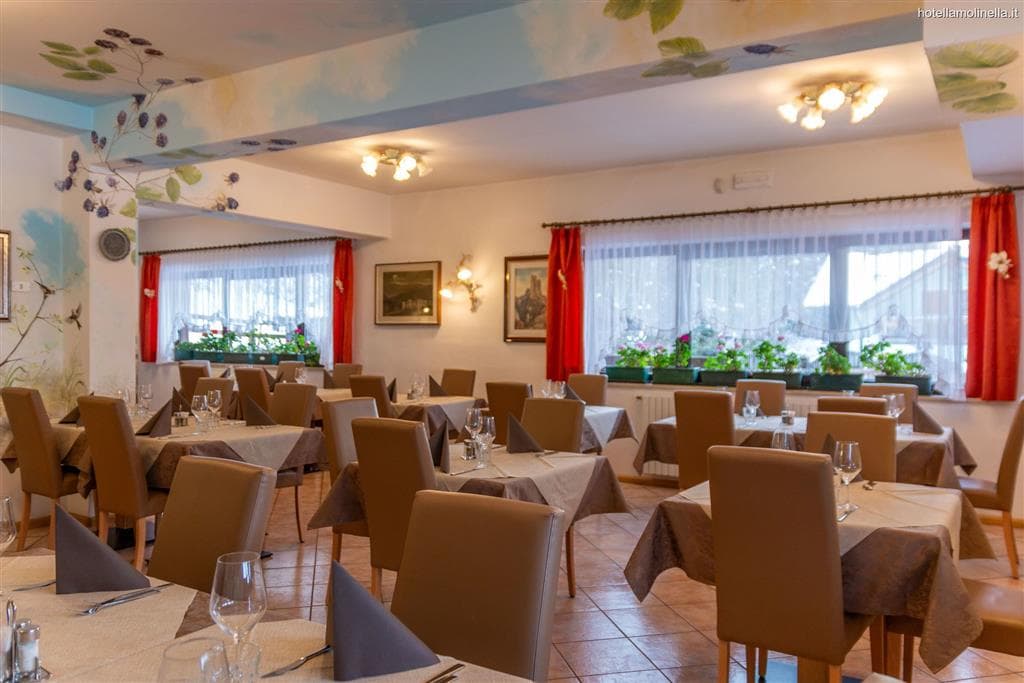 Hotel La Molinella s polopenzí