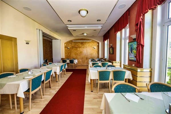 JEAN DE CARRO – Karlovy Vary