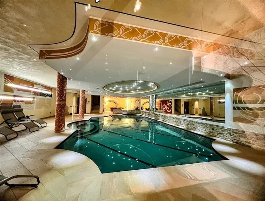 5denní zájezd s dopravou, polopenzí a skipasem v ceně – hotel Majorka