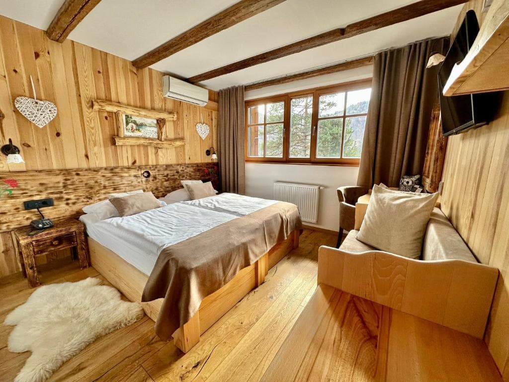 Hotel Ribno – lyžařský balíček s denním přejezdem, wellness a polopenzí v ceně