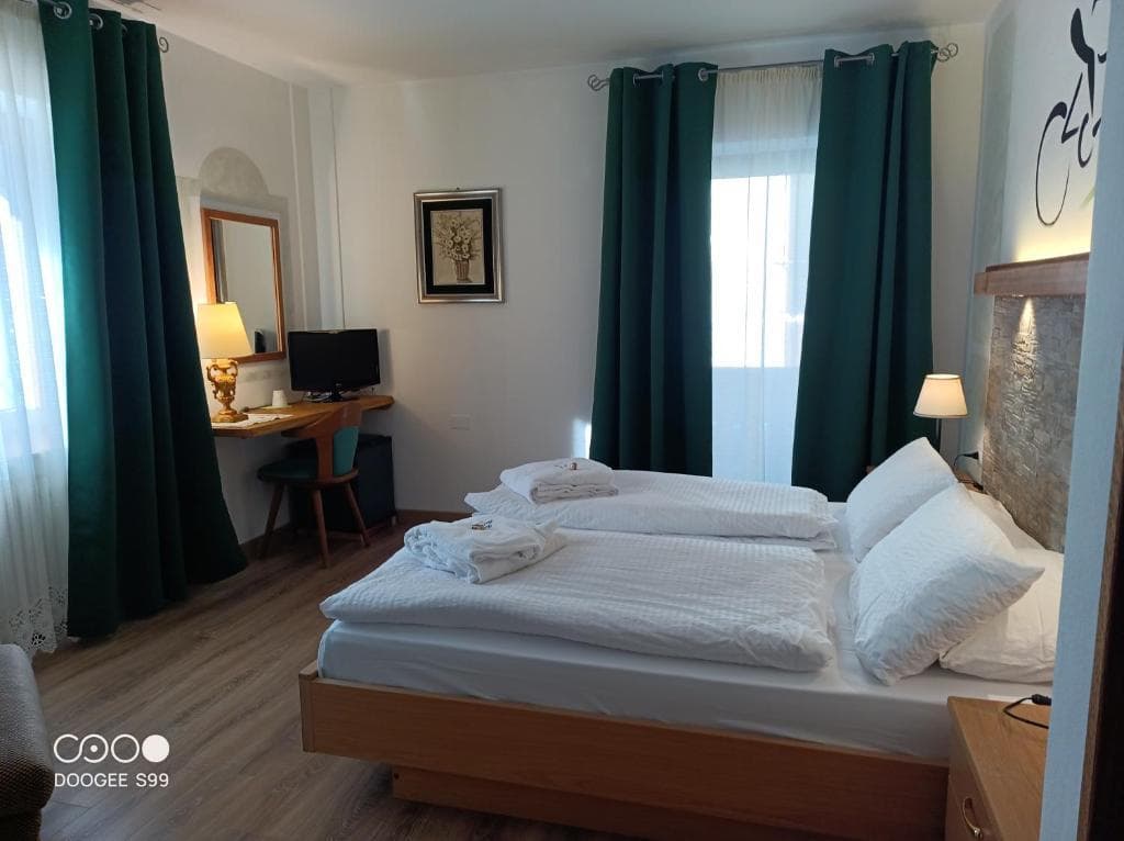 5denní zájezd s dopravou, polopenzí a skipasem v ceně – hotel Arnica