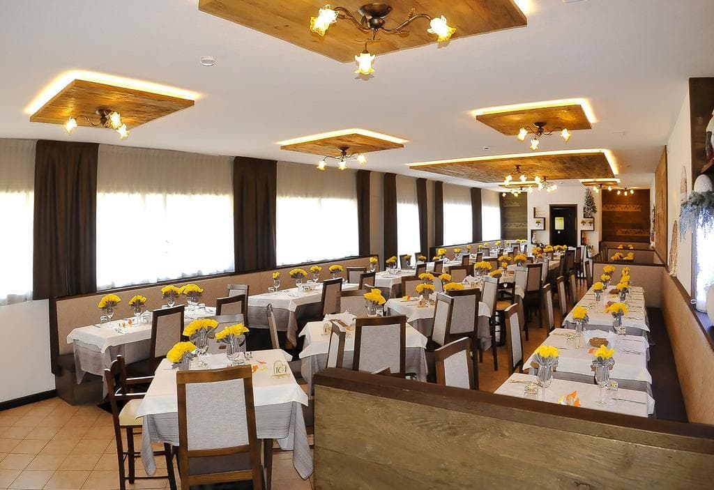 5denní zájezd s dopravou, polopenzí a skipasem v ceně – hotel Piancastello