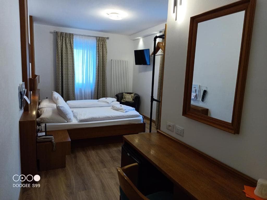 5denní zájezd (denní přejezd) s dopravou, polopenzí a skipasem v ceně – hotel Arnica