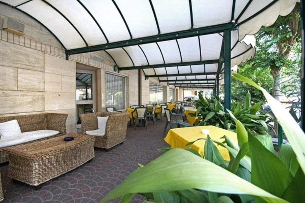 Hotel Aron