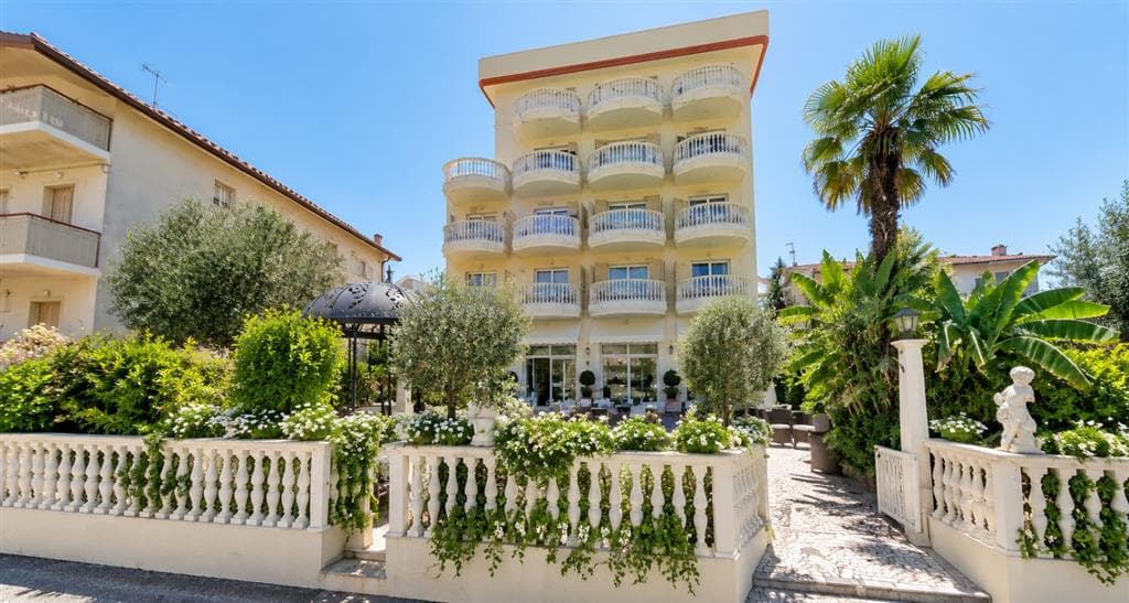 Hotel Eva