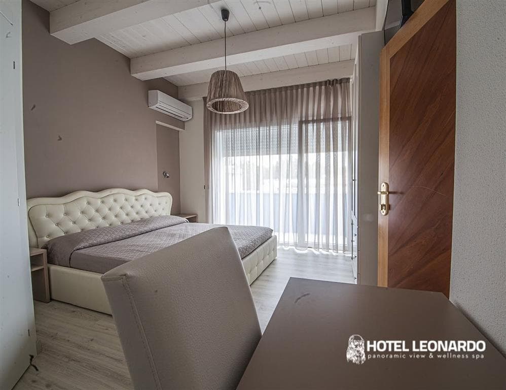 Hotel Leonardo