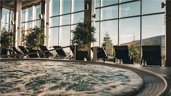 HOTEL & MEDI-SPA BIALY KAMIEŃ – Świeradów – Zdrój