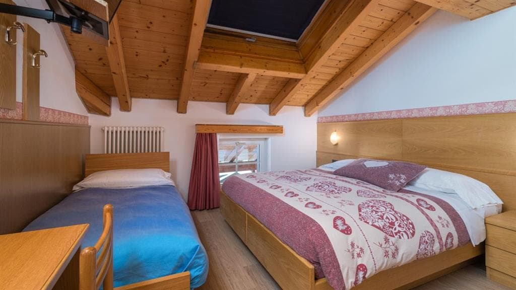 6denní zájezd s dopravou, polopenzí a skipasem v ceně – hotel Panorama