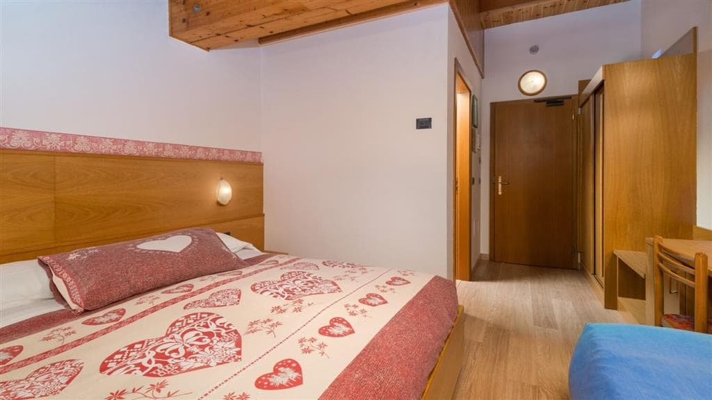 6denní zájezd s dopravou, polopenzí a skipasem v ceně – hotel Panorama