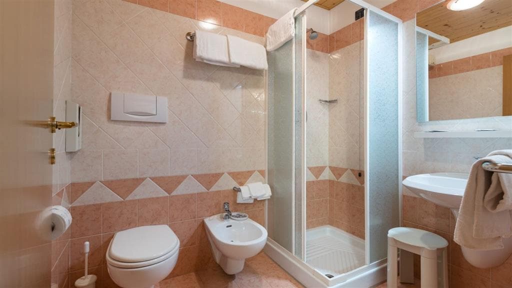 6denní zájezd s dopravou, polopenzí a skipasem v ceně – hotel Panorama