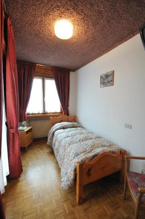 6denní zájezd s dopravou, polopenzí a skipasem v ceně – Parkhotel Valfurva