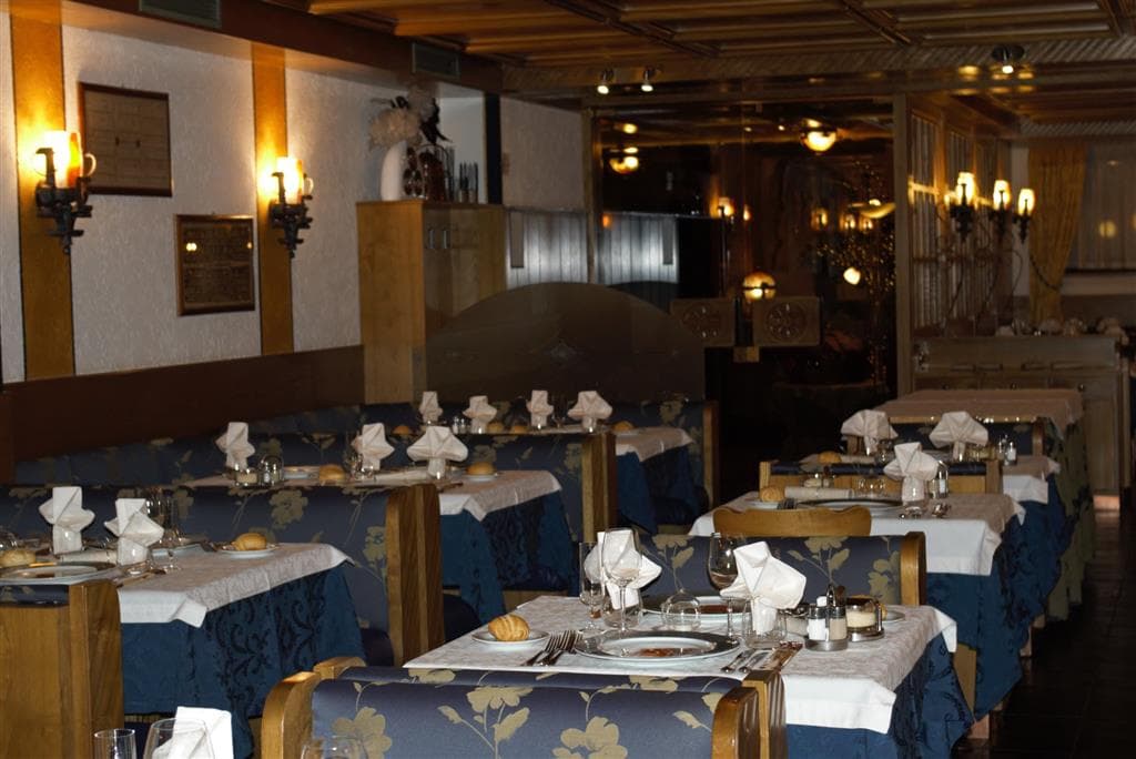 5denní zájezd (denní přejezd) s dopravou, polopenzí a skipasem v ceně – hotel Dal Bon