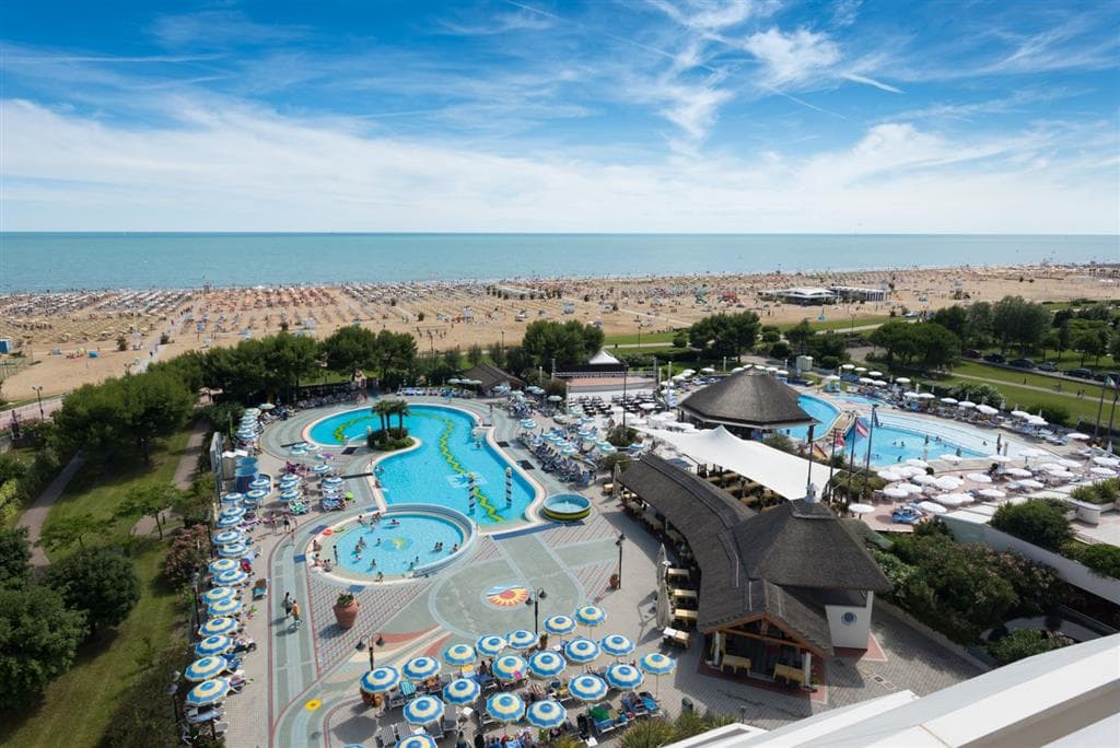 Aparthotel Holiday