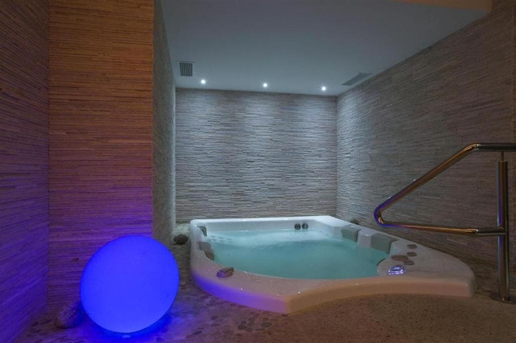 Hotel Eden