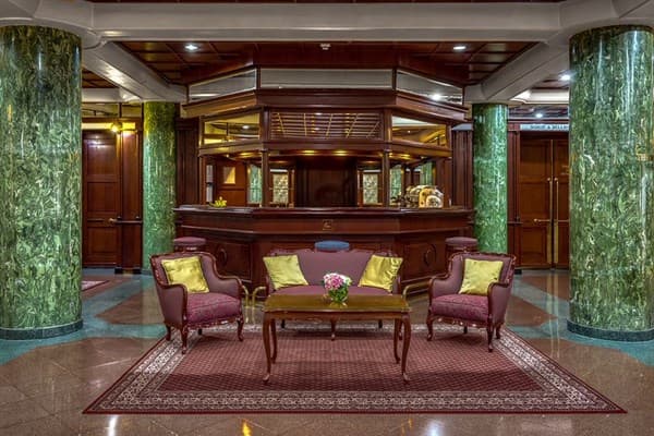ENSANA GRAND MARGARET ISLAND – Budapest