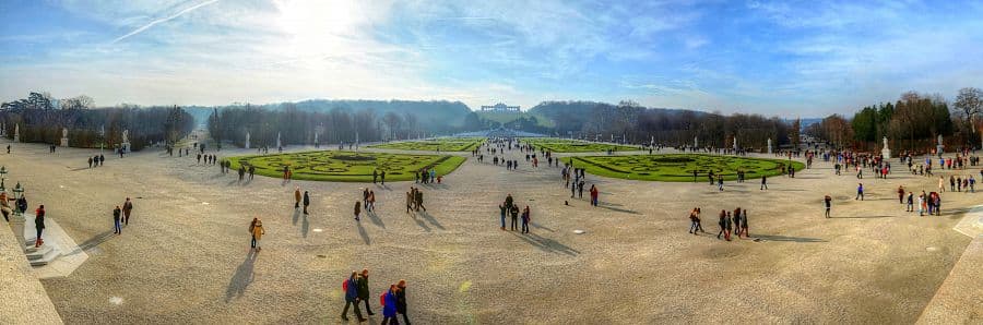 Adventní Vídeň + SCHÖNBRUNN + HUNDERTWASSERHAUS