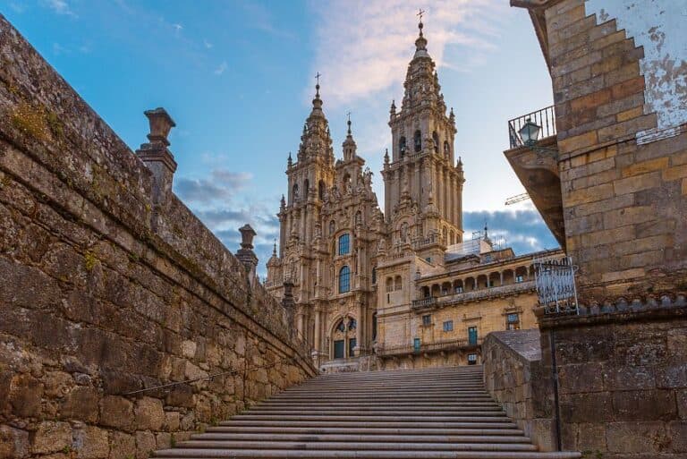 Svatojakubská cesta + SANTIAGO DE COMPOSTELA + MYS FISTERRA