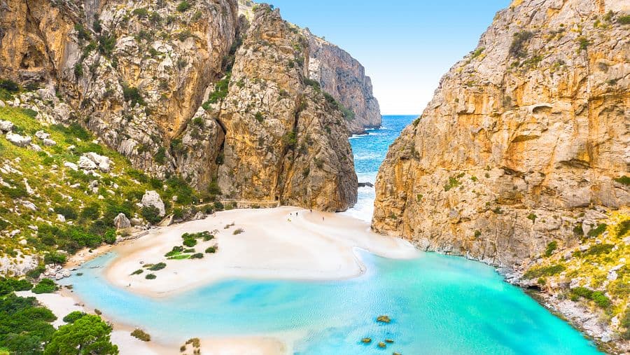 Relax na plážích Mallorky + POBŘEŽNÍ PLAVBA LODÍ + JARDINES DE ALFABIA