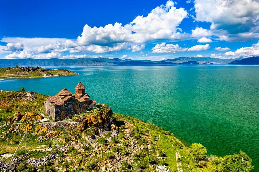 Okruh Arménií + JEZERO SEVAN + OCHUTNÁVKA KOŇAKU ARARAT A VÍNA