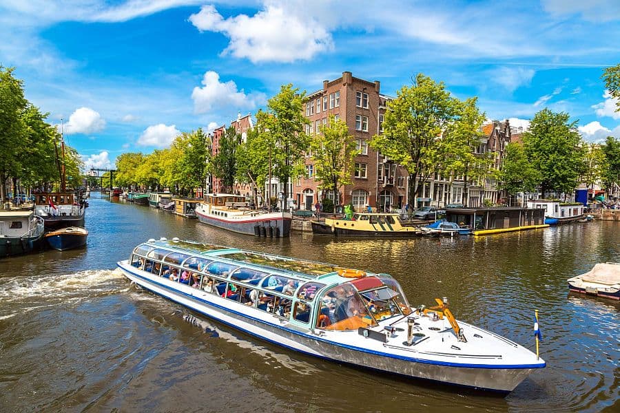 Velikonoční Amsterdam + KVĚTINOVÁ ZAHRADA KEUKENHOF + SLAVNÁ MUZEA