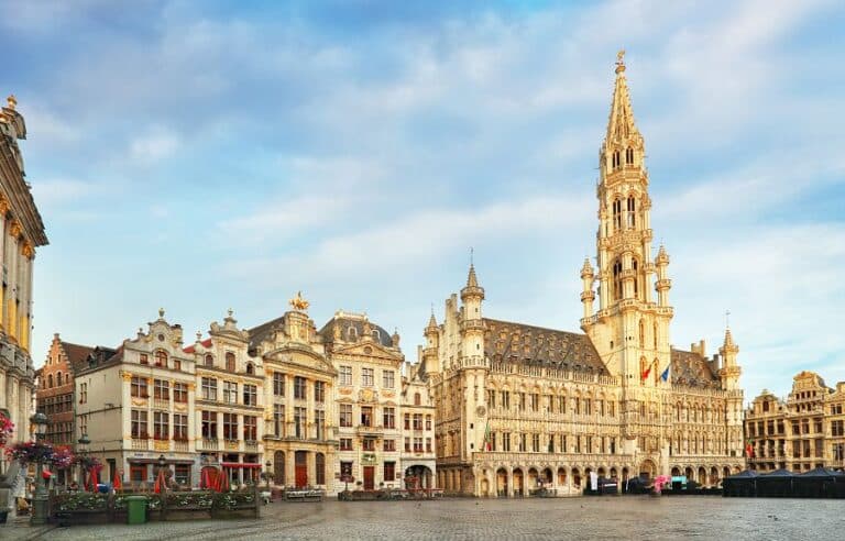 Belgická města + BRUSELSKÉ KOMIKSY + SPECIALITY VLÁMSKÉ KUCHYNĚ