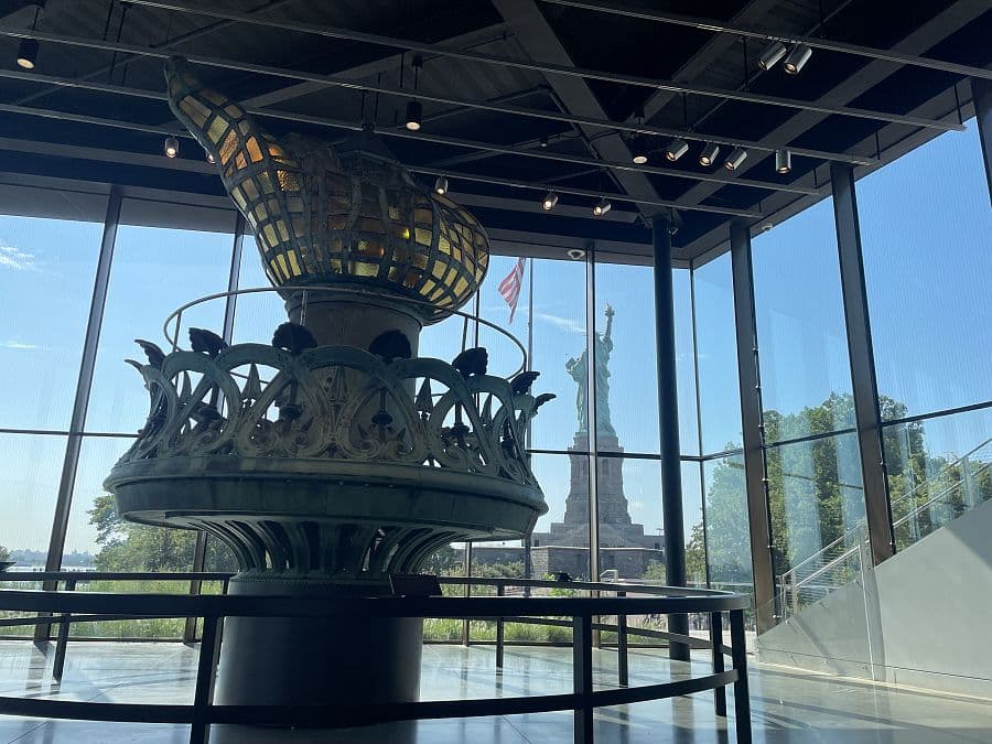 To nejlepší z New Yorku + PLAVBA K SOŠE SVOBODY + MODERNÍ ČTVRŤ HUDSON YARDS