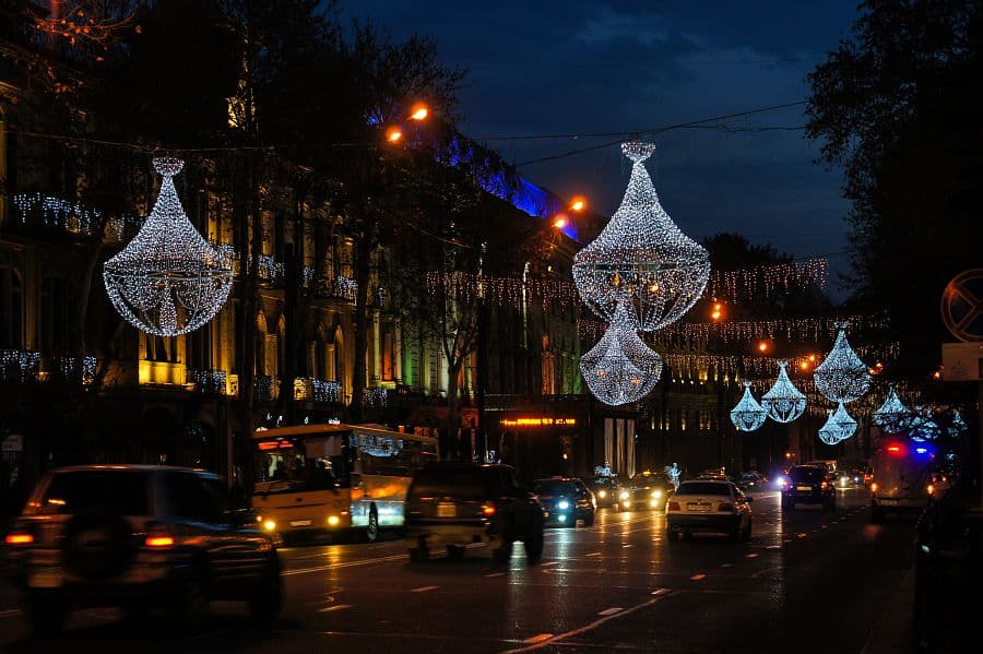 Adventní Gruzie + SIRNÉ LÁZNĚ + VÝROBA MEDOVÉ SLADKOSTI A VÁNOČNÍ SPECIALITY