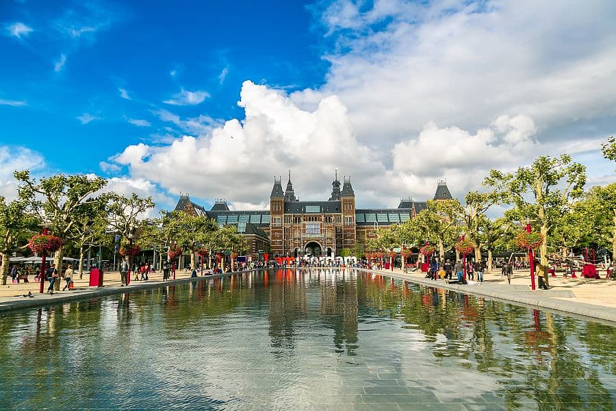 Holandské pobřeží na kole + AMSTERDAM + RODINNÁ KVĚTINOVÁ FARMA