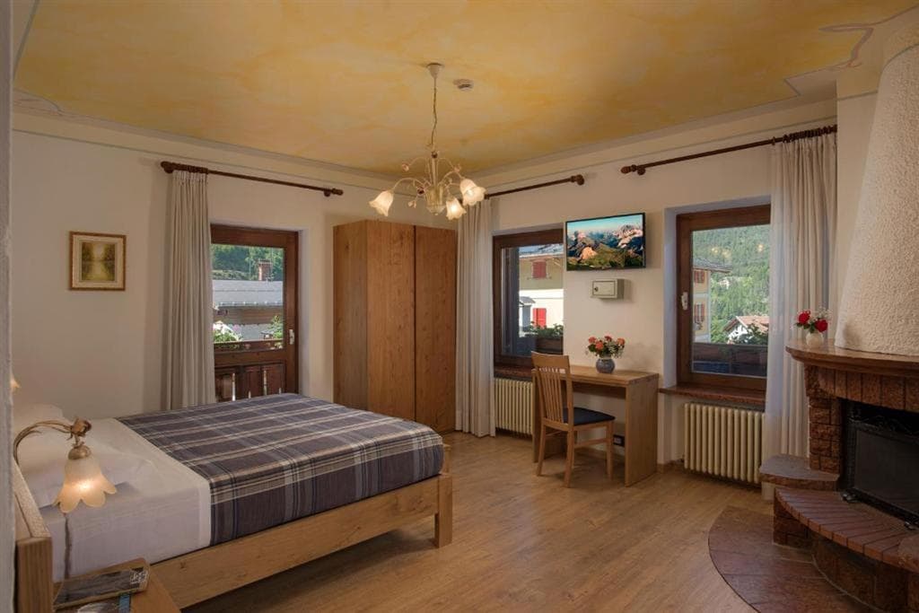 5denní zájezd (denní přejezd) s dopravou, polopenzí a skipasem v ceně – hotel Centrale