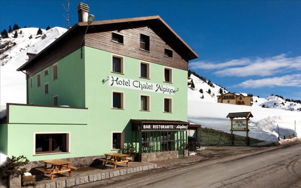 5denní zájezd (denní přejezd) s dopravou, polopenzí a skipasem v ceně – chalet Alpino