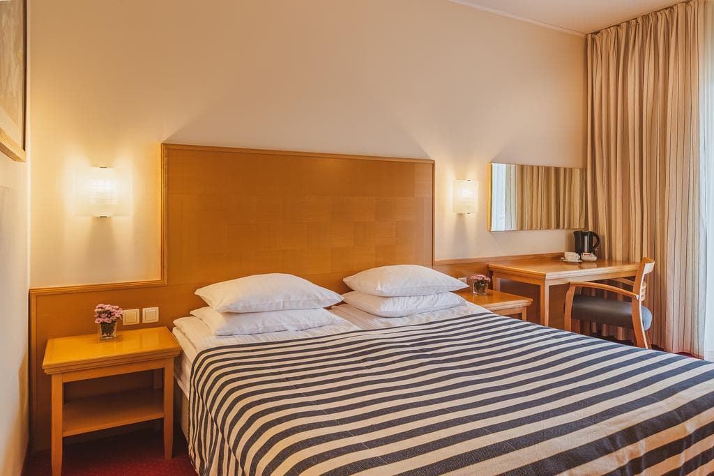 Ramada Hotel & Suites (se skipasem)