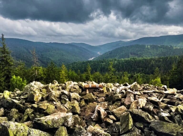 Na kole z Jáchymova na Klínovec (vrchol) přes vyhlídku Hadí hora a Boží dar